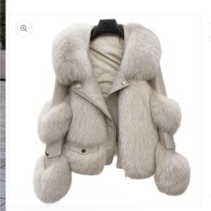Luxurious Tan Fur Coat